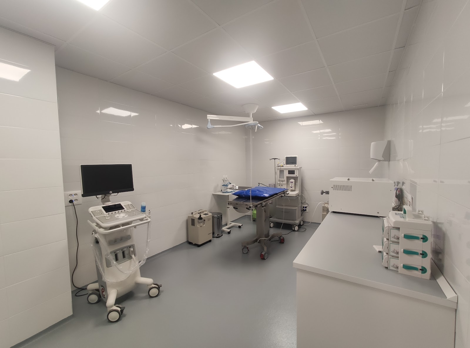 Clínica veterinaria HURVET - Hospital Urgencias Veterinarias Oeste