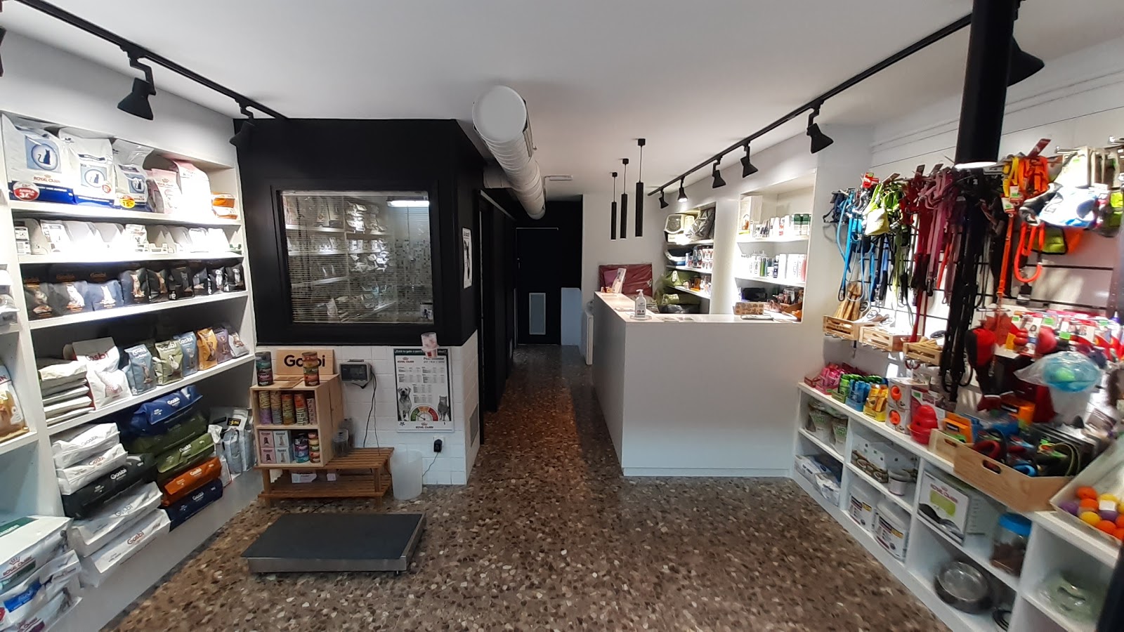 Clínica veterinaria Clínica Veterinària Torreblanca en Sant Joan Despí