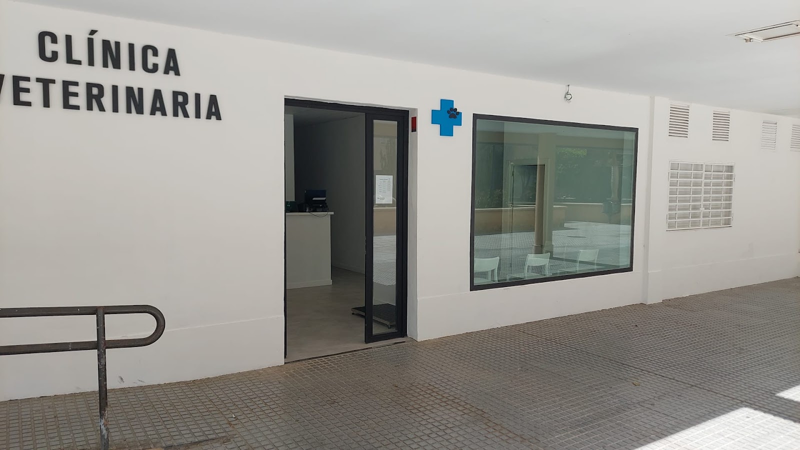 Clínica veterinaria Clínica Veterinaria Veterinarios Azules