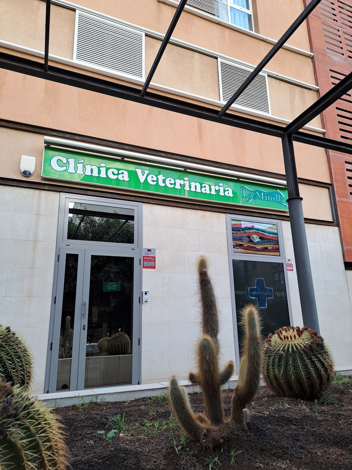 Clínica veterinaria Clinica Veterinaria La Minilla