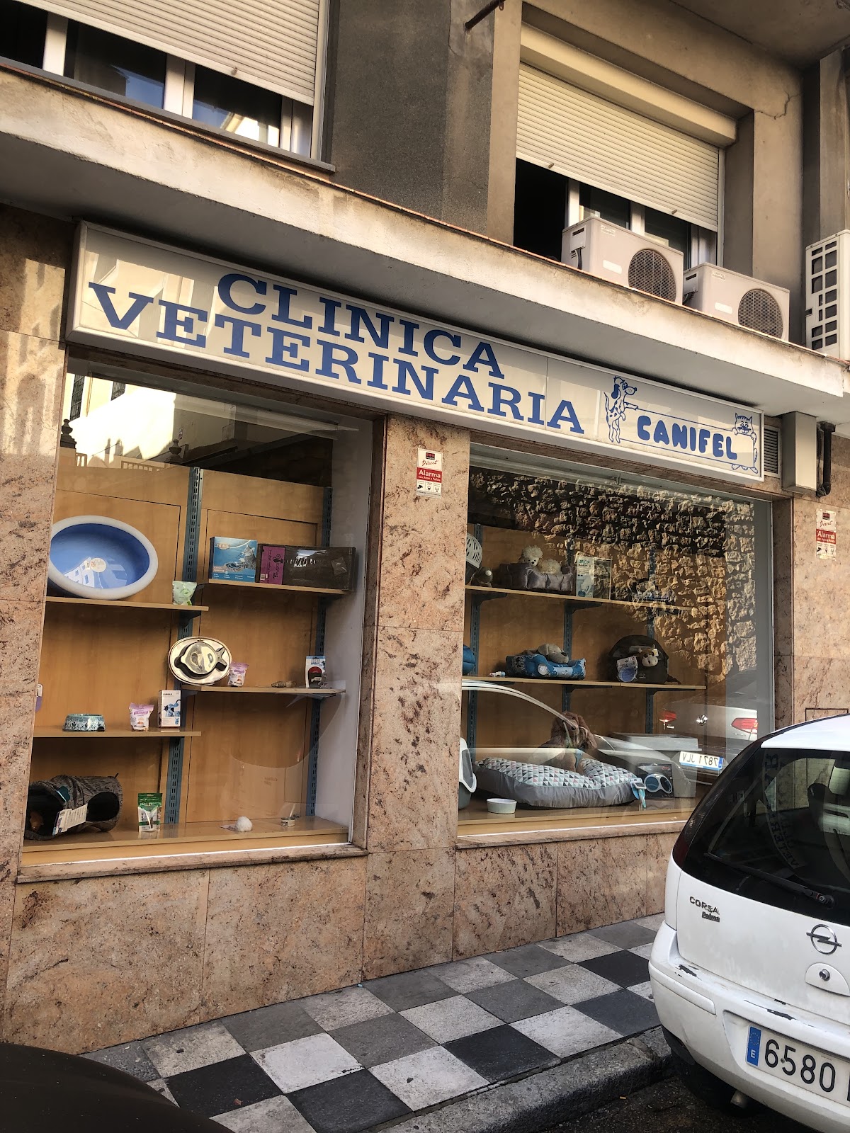 Clínica veterinaria Canifel Clínica Veterinaria