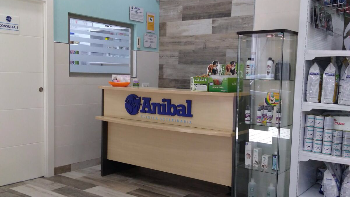 Clínica veterinaria Clínica Veterinaria Anibal
