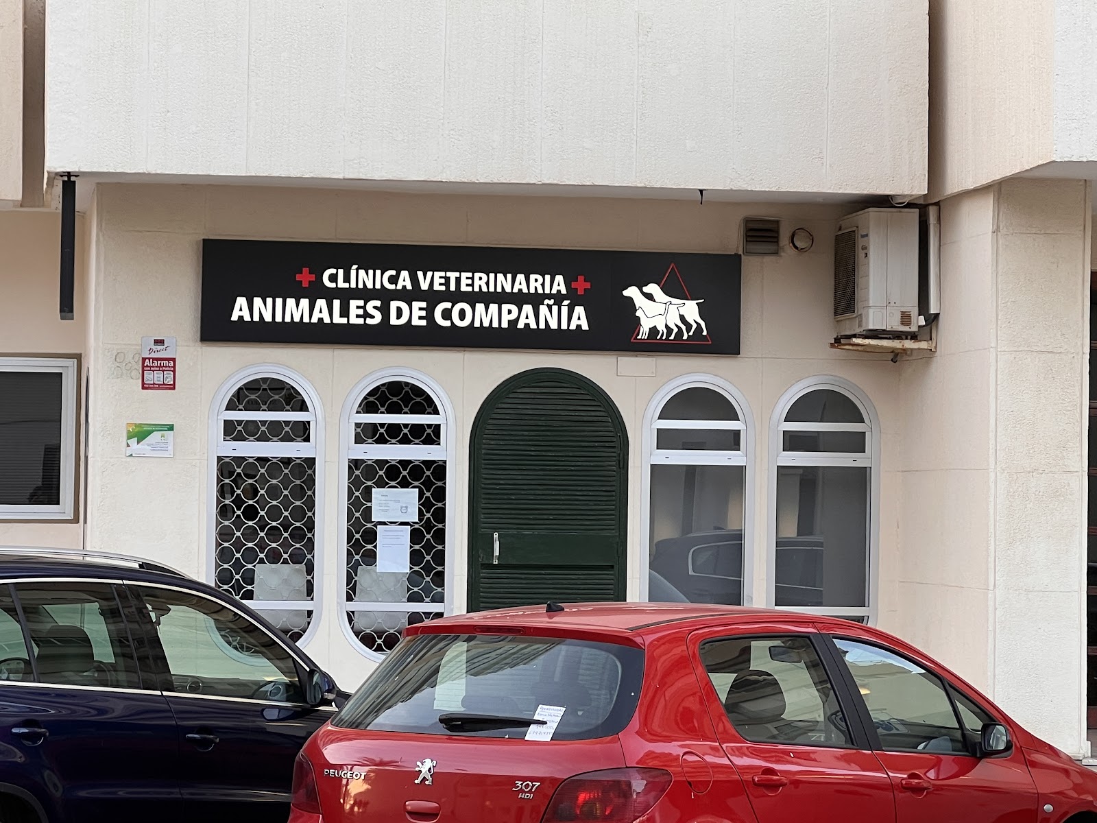 Clínica veterinaria Hospital Veterinario Animales de Compañia