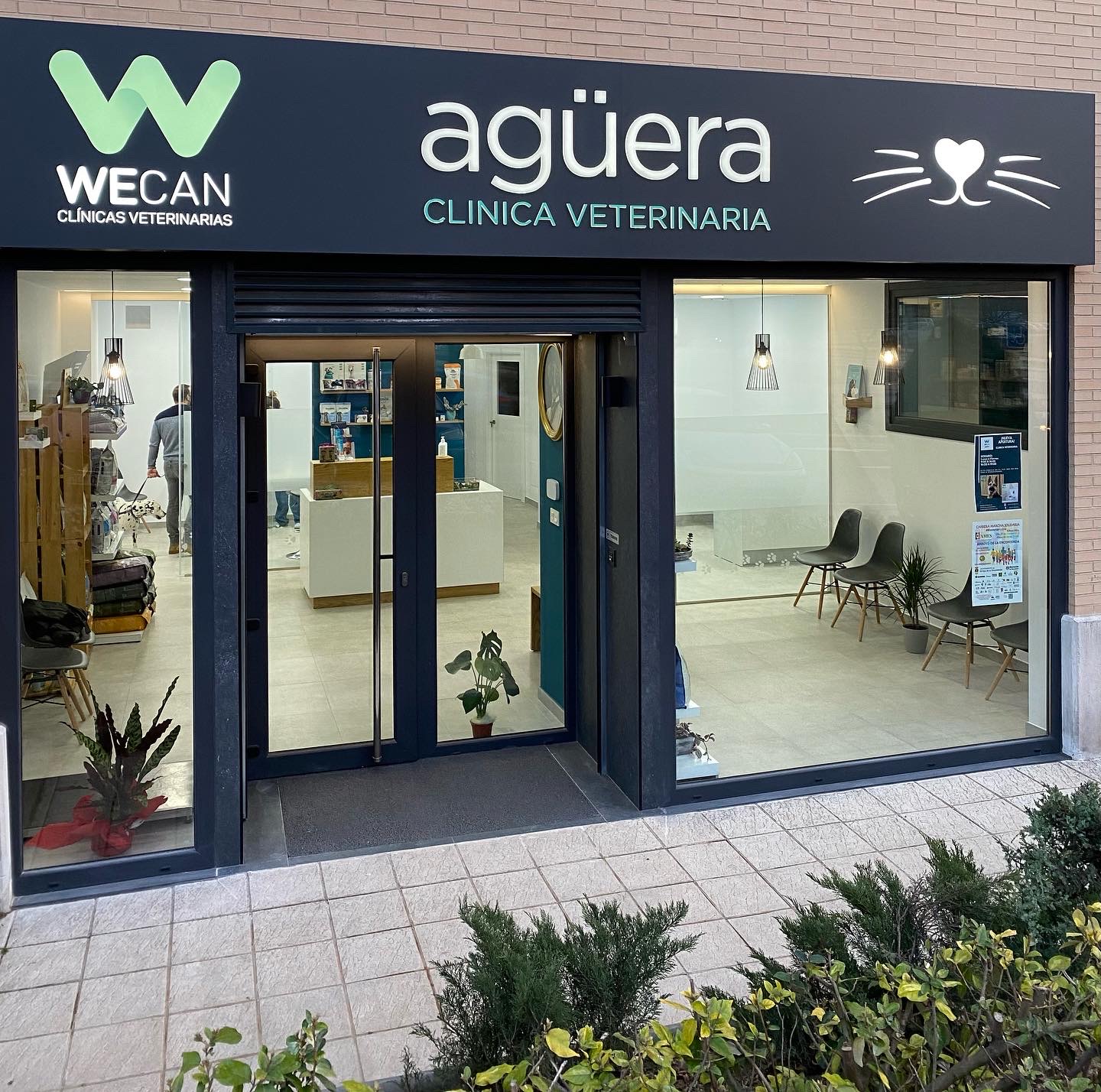 Clínica veterinaria Clínica Veterinaria WeCan Agüera